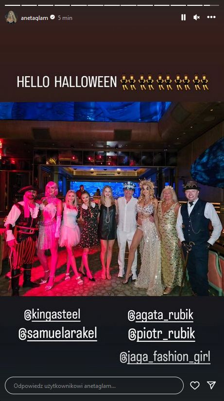 Agata i Piotr Rubikowie bawią się na imprezie halloweenowej z Anetą Glam