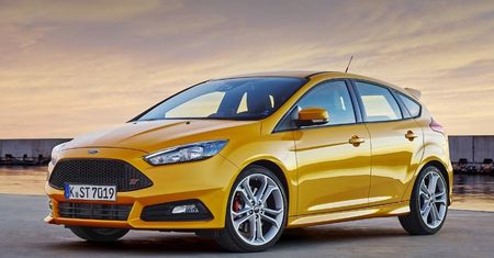 Zapomnijcie o downsizingu. Nowy Ford Focus ST dostanie silnik z Mustanga