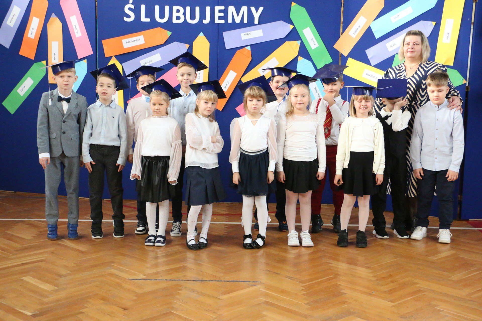 Ślubowanie klas pierwszych 2025/2026 w Szkole Podstawowej w Raciążku.