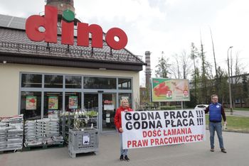 Strajk ostrzegawczy w Dino. "Całe załogi do niego przystąpiły"