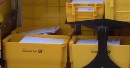 Poczta oszukana na dziesiątki milionów euro. Winni? Kurierzy