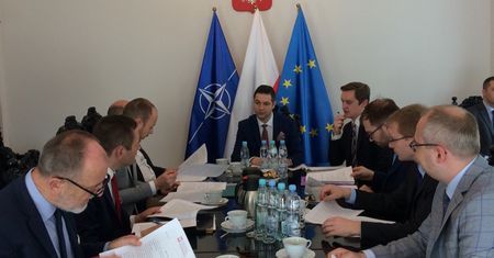 PiS zmusi Gronkiewicz-Walz do stawienia się przed komisją? Jest projekt ustawy