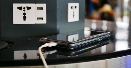 Lepiej nie rób tego na lotnisku. FBI ostrzega