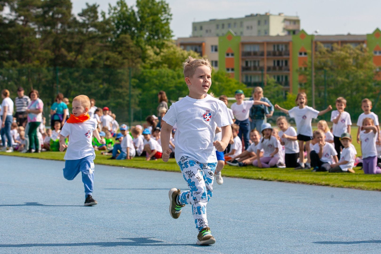 Blisko tysiąc przedszkolaków i uczniów rywalizowało w 6. edycji Fordońskiej Olimpiady Młodzieży. 