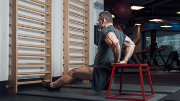 Trening upper body w domu - gotowy zestaw ćwiczeń