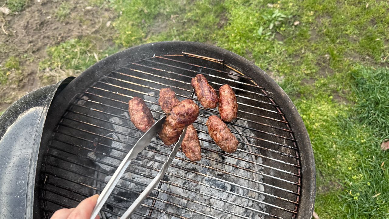 Kiedy kara za grilla na działce? Przepisy są jednoznaczne