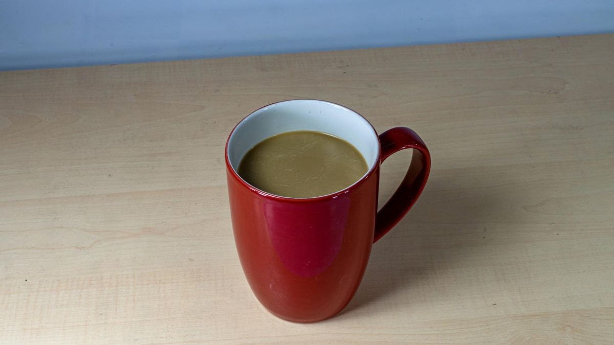 Kawa działa odwadniająco na organizm