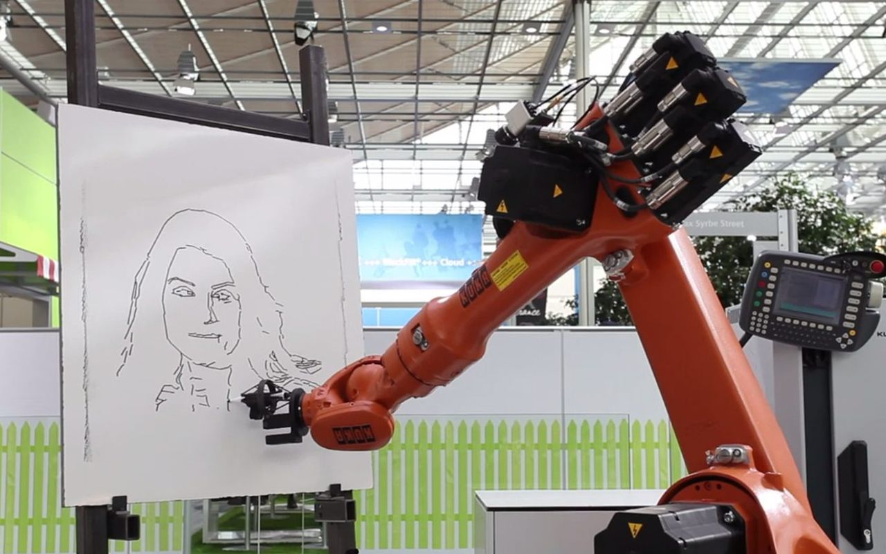 Utalentowany robot z targów CeBIT 2012 [wideo]