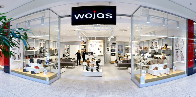 Tak długiej serii na minusie Woja nie miał w swojej historii. Teraz planuje redukcje sklepów w Polsce