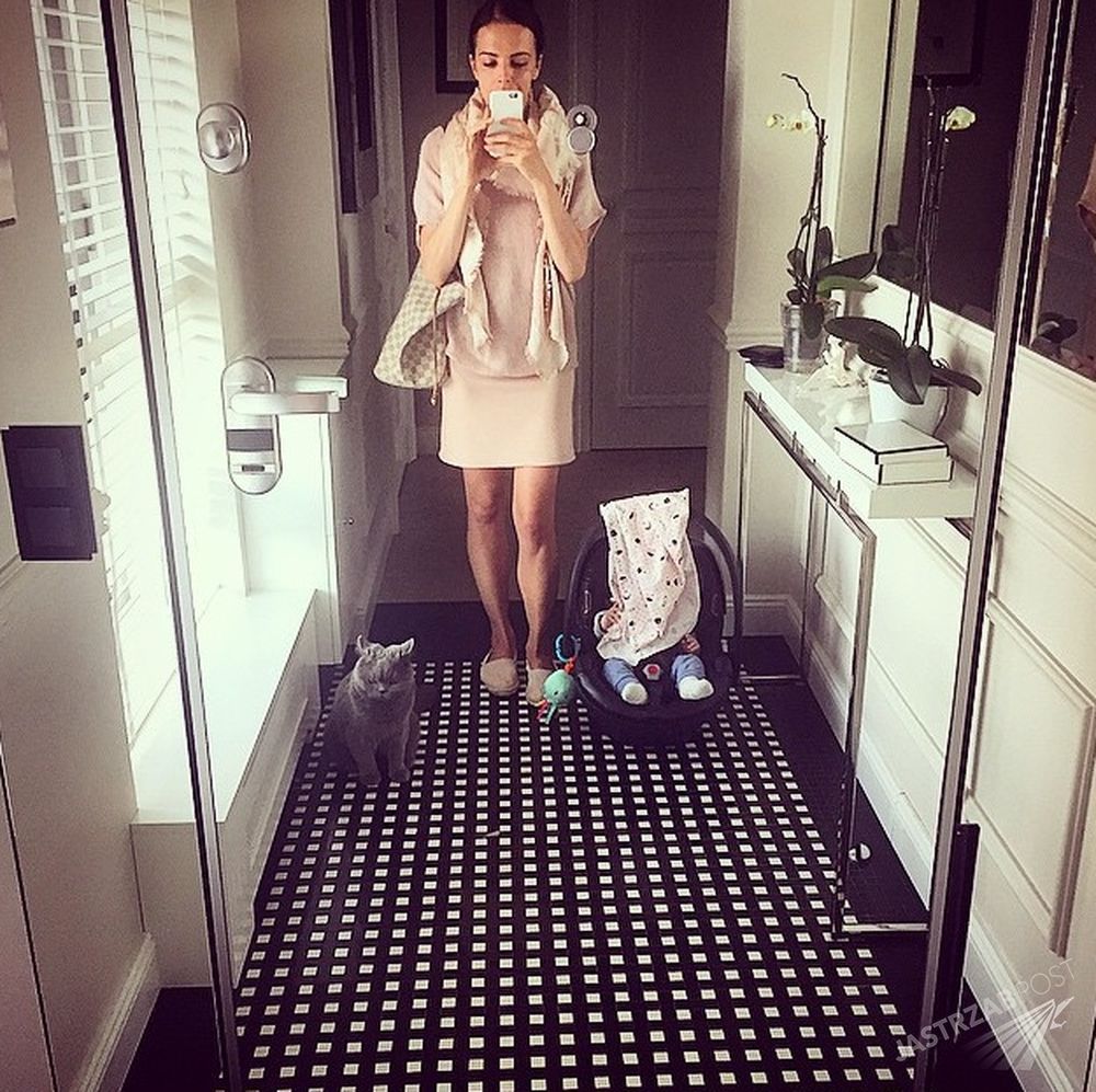 Anna Wendzikowska zakrywa Kornelię
Fot. Instagram