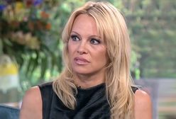 Obnażył się przed nią. Zobaczyła coś, czego nie chciała widzieć