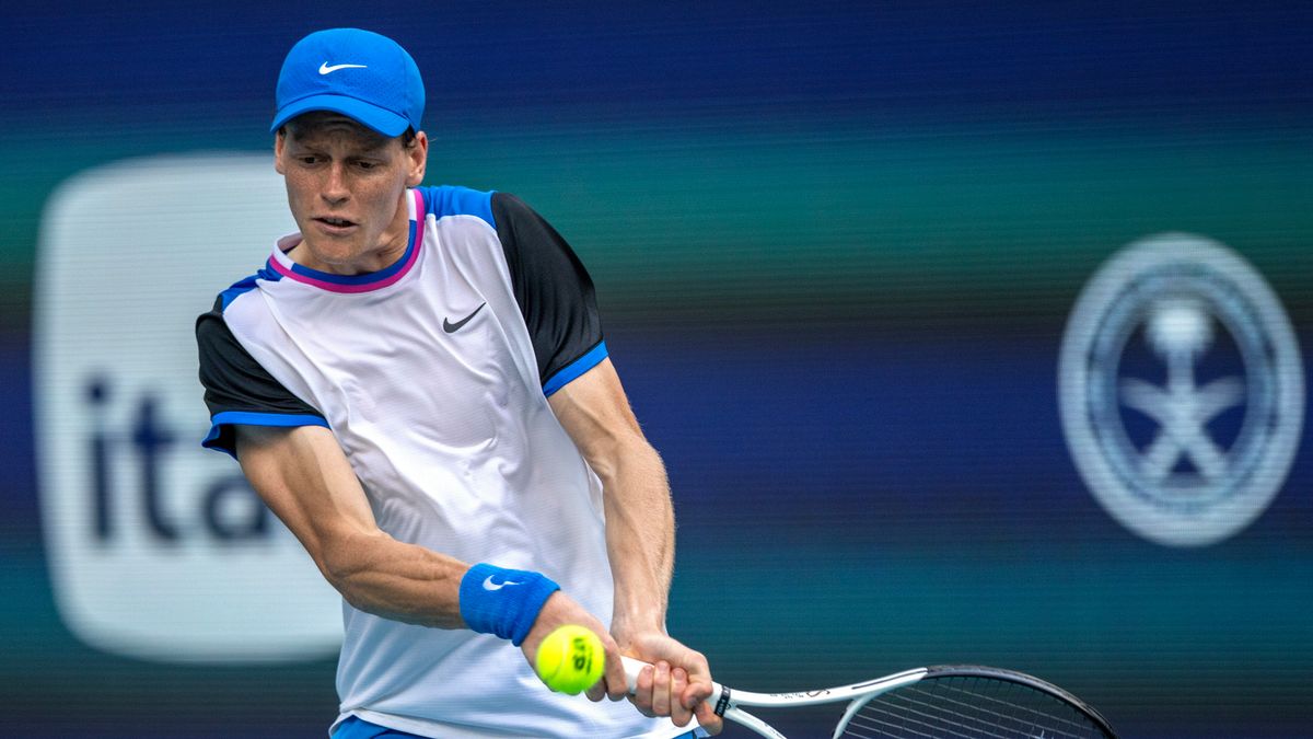 PAP/EPA / Cristobal Herrera-Ulashkevich / Na zdjęciu: Jannik Sinner