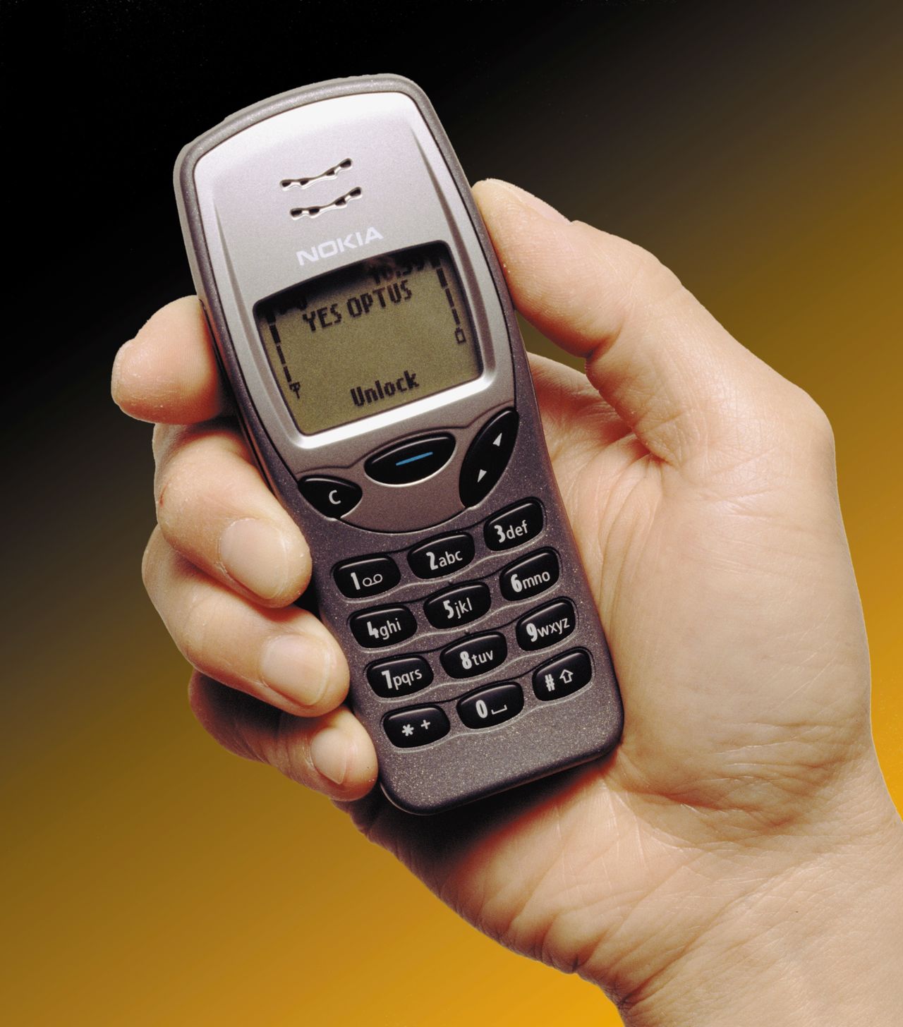 Legenda wraca do życia. Pasjonat buduje ulepszoną Nokię 3210