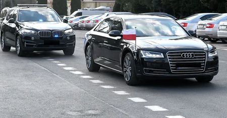 Wypadek samochodu ochrony prezydenta pod Opolem