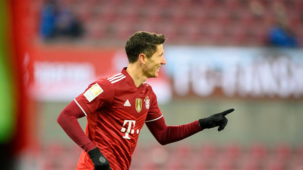 PAP/EPA / Na zdjęciu: Robert Lewandowski
