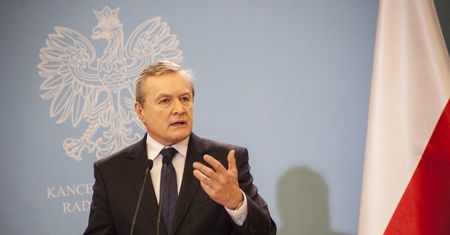 Koronawirus w Polsce. Piotr Gliński o pomocy dla artystów. "Mniejsza niż w Berlinie, ale konkretna"
