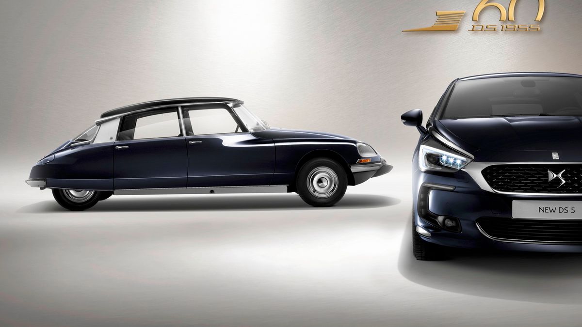 Z okazji 60. urodzin i uruchomienia DS jako oddzielnej marki, Citroën‎ zorganizował wystawę, mieszczącą się obok Luwru. Można tam podziwiać najznakomitsze samochody tego producenta. Jednocześnie do 24 maja będą odbywały się wydarzenia związane z DS. Punktem kulminacyjnym będzie niedzielna parada zwieńczająca przejazd z Linas-Montlhéry do Paryża.