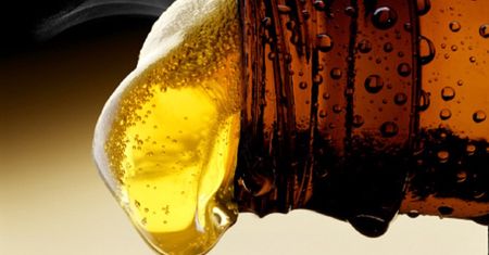 Nigdy nie łącz z alkoholem. Można poważnie uszkodzić wątrobę i nerki
