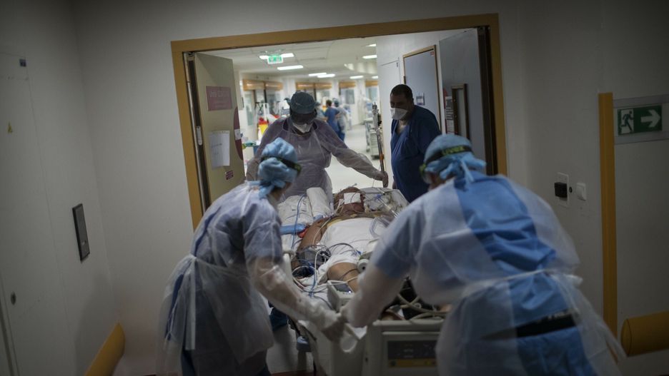 Koronawirus. Olsztyn. 41-letni policjant przegrał walkę z COVID-19. Osierocił dwie córki