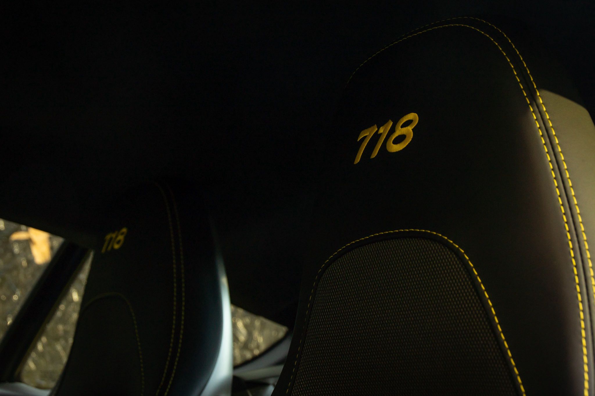 Porsche 718 Cayman T