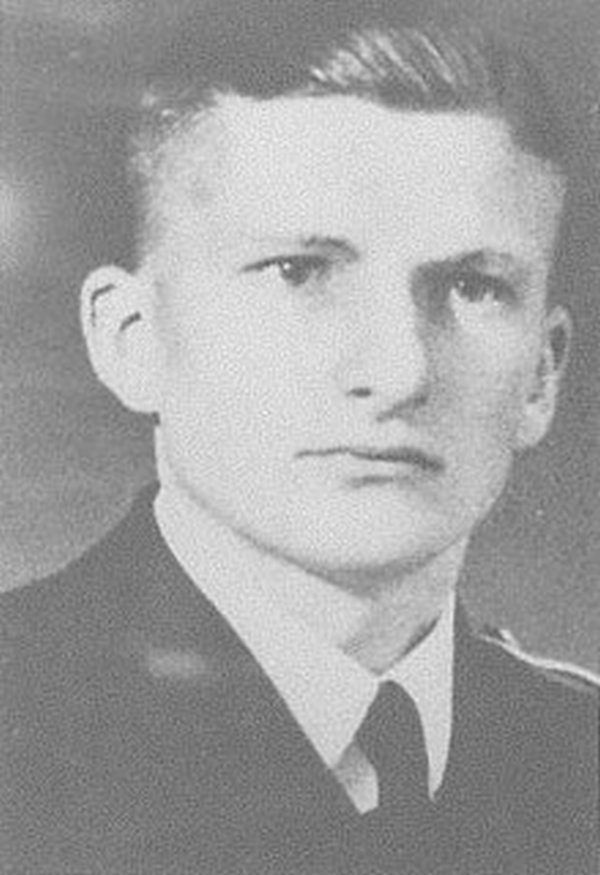 Dowódca U-68 Albert Lauzemis