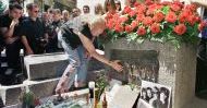 Gwałt na paryskim cmentarzu