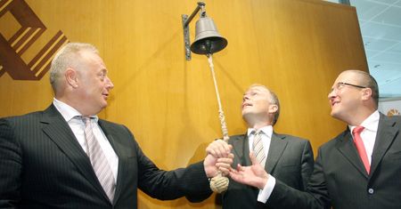 KNF chce zawieszenia obrotu akcjami Petrolinvestu