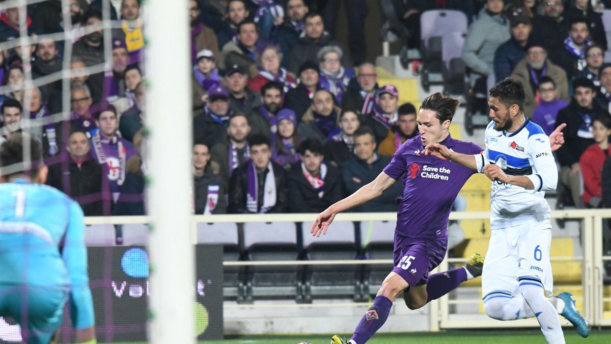 Federico Chiesa (z lewej) i Jose Palomino (z prawej)