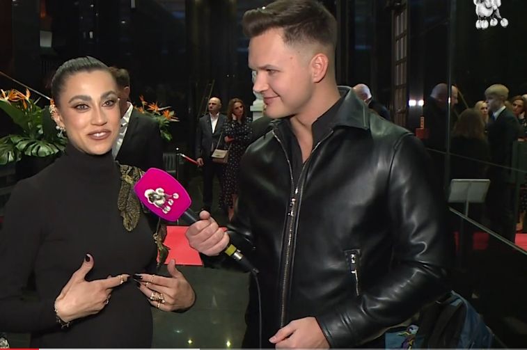 Maja Hyży podczas wywiadu z reporterem Pudelka - Michałem Dziedzicem 