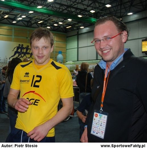 Jakub Malke z prawej. Obok Paweł Woicki ze Skry Bełchatów.