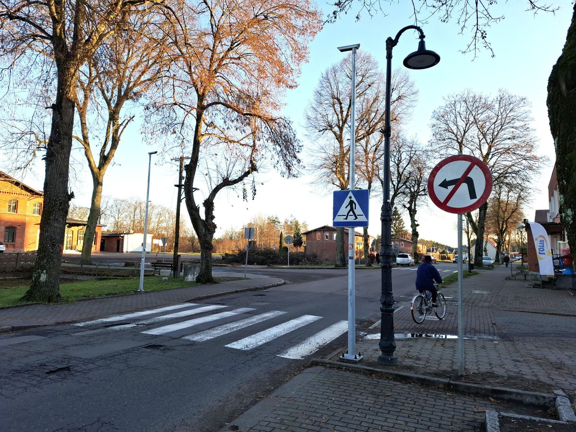W Kępicach wprowadzono zmiany w organizacji ruchu drogowego na odcinku ulic Niepodległości i Sikorskiego.