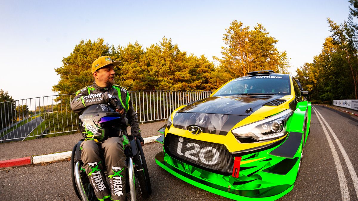 Materiały prasowe / Avalon Extreme / Na zdjęciu: Sebastian Luty i jego Hyundai i20
