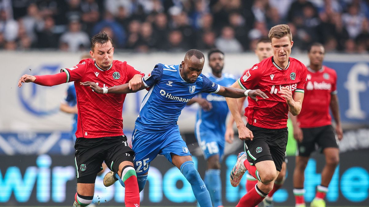 Getty Images / Ronny Hartmann / Na zdjęciu: Bartłomiej Wdowik odchodzi z Hannoveru 96