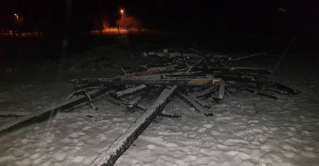 Pożar stodoły w Wysokim. Trzymał w niej materiały budowlane potrzebne do remontu domu