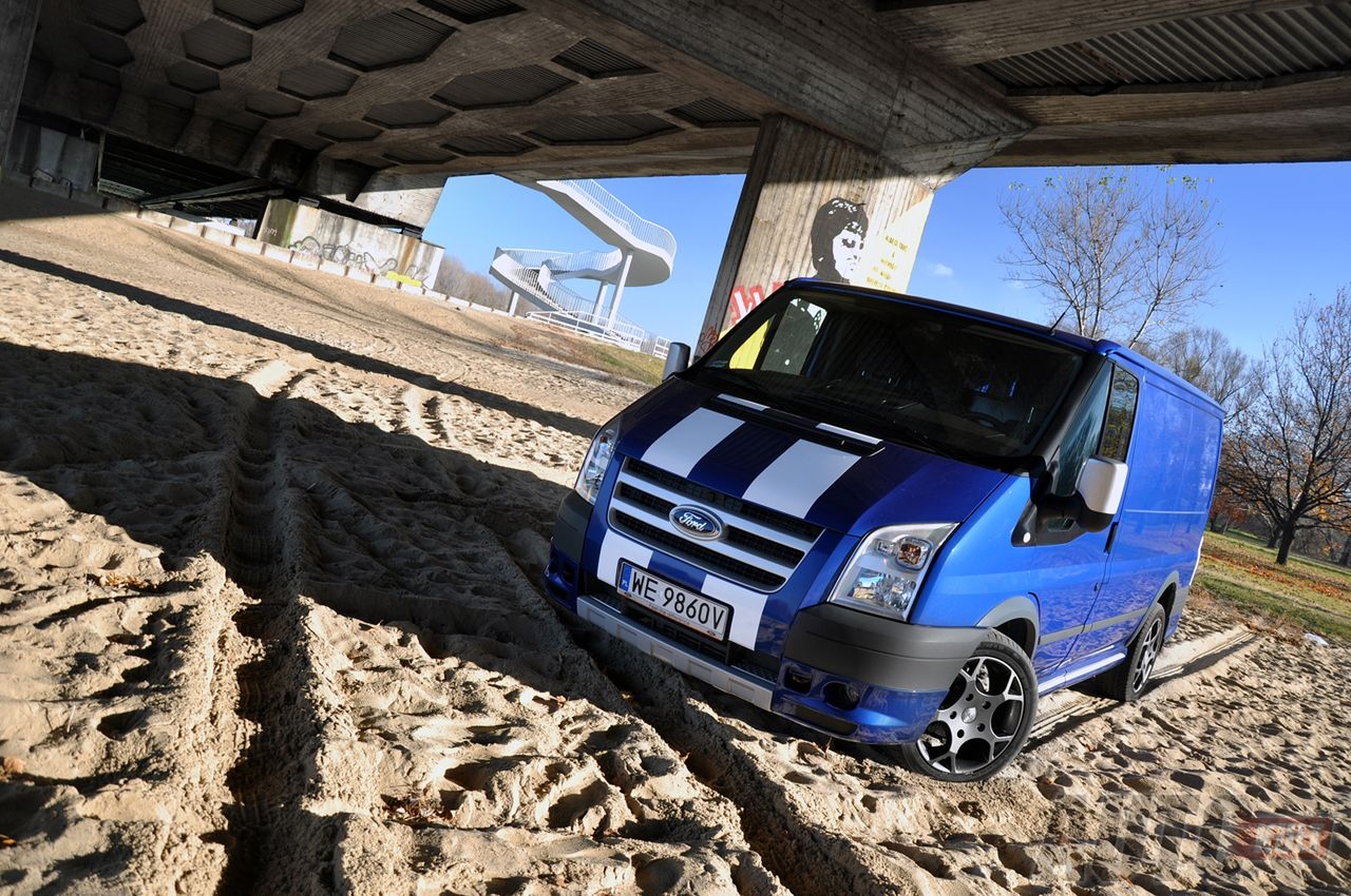 Ford Transit Sport Van (fot. Mariusz Zmysłowski)