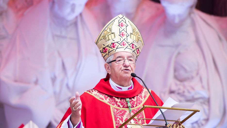 Abp Sławoj Leszek Głódź może stracić stopień generalski?