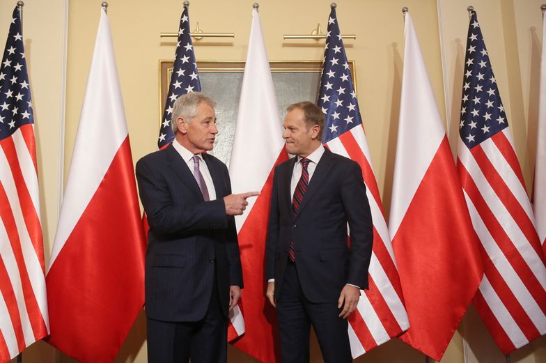 Od lewej: Chuck Hagel, Donald Tusk