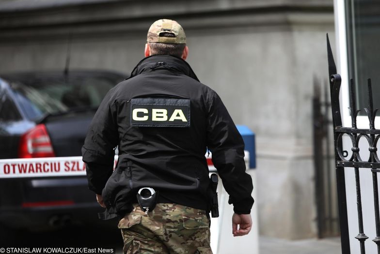Agenci CBA w siedzibie Ruchu oraz Alior Banku