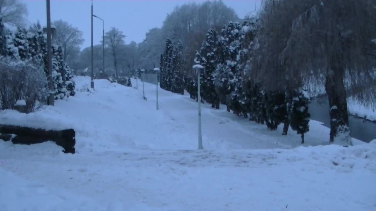 “Zima jest super w Suwałkach”. Mieszkańcy “polskiego bieguna zimna” nie narzekają na pogodę