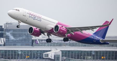 Gorąco wokół budowy CPK w Polsce. Prezes Wizz Aira ma wątpliwości