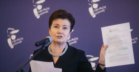 Hanna Gronkiewicz-Waltz może unikać Patryka Jakiego przez dekady. Pieniędzy wystarczy jej nawet na 53 lata