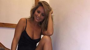 To ona zadba o show na gali UFC z udziałem Polaków. Zobacz zdjęcia seksownej Carly Baker