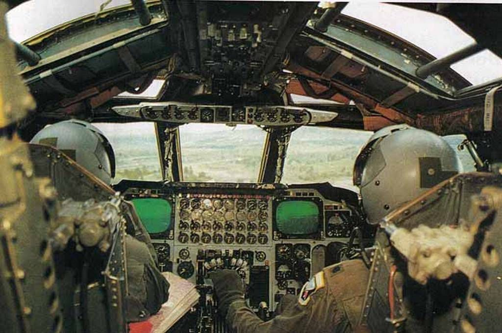 Niezwykłe konstrukcje [cz. 20]. B-52 Stratofortress - 60-letni weteran 17