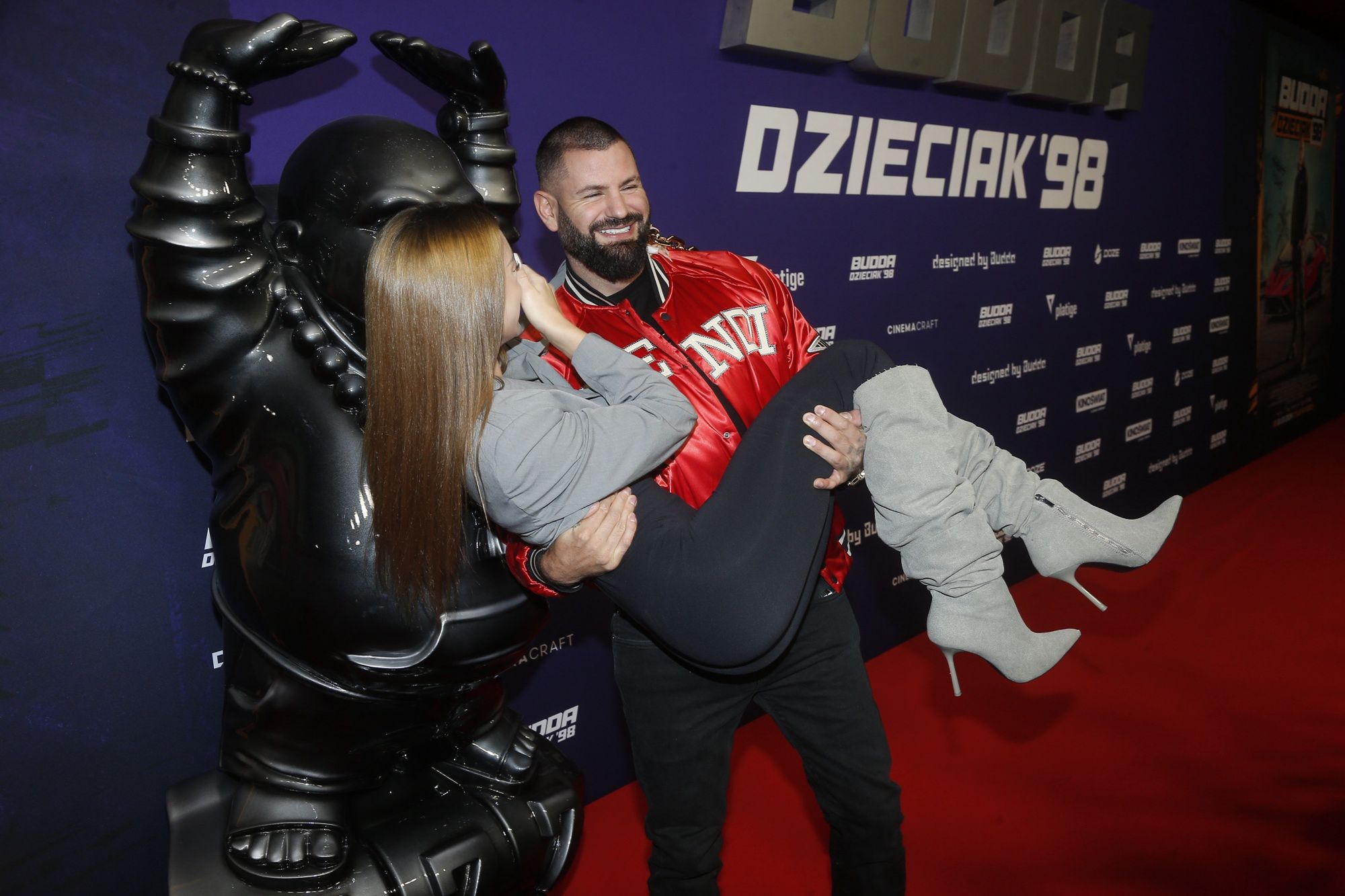 Wojciech Gola i Sofi podczas premiery "Budda. Dzieciak '98"