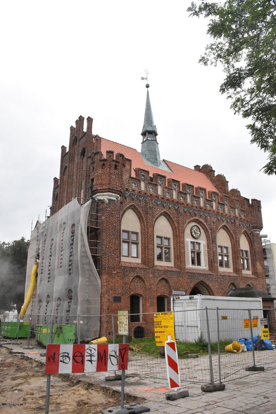 Ratusz Staromiejski w Malborku w trakcie modernizacji