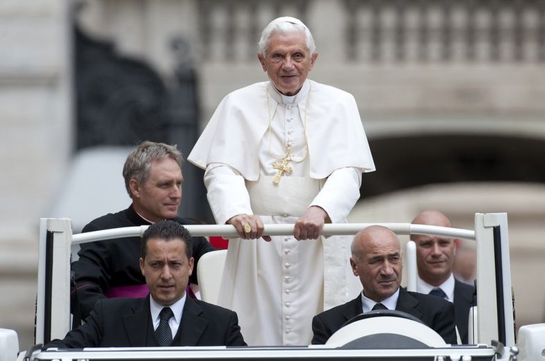 Benedykt XVI pozdrowił uczestników pielgrzymki Radia Maryja