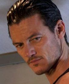 ''Dracula'': Luke Evans legendarnym wampirem