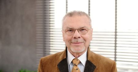Dr Andrzej Sankowski o standardach polskiej chirurgii plastycznej
