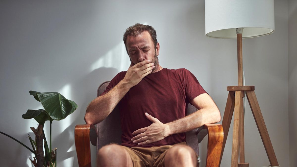 Czkawka może być objawem groźnych chorób. Co powinno zaniepokoić?