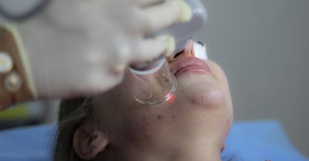 Nastolatki z AZS borykają się często nie tylko z tą chorobą